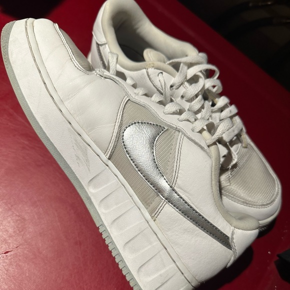 Nike Air Force 1 - Picture 2 of 7